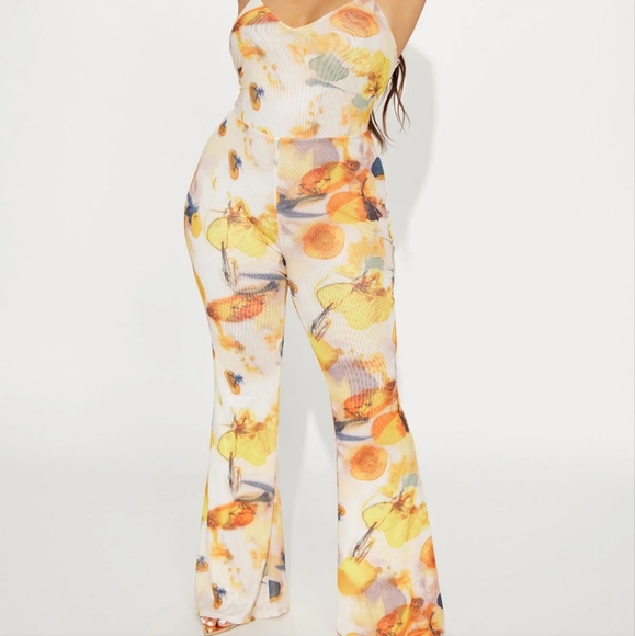 Fashion Nova Pants - Brand new jumpsuit